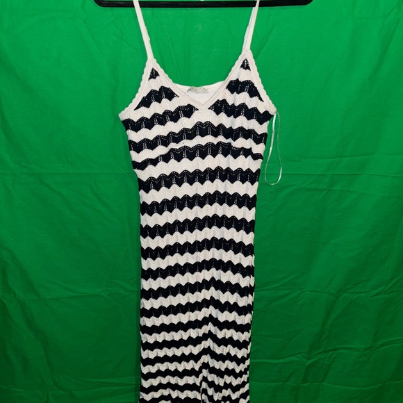 Hollister Dresses & Skirts - Hollister Black and White Striped Dress